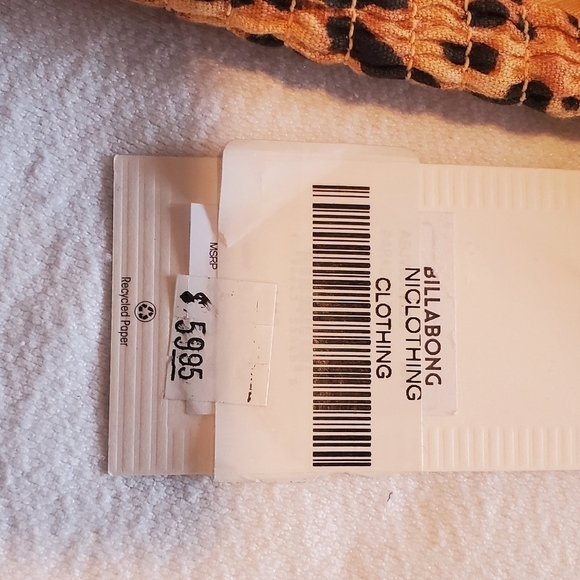 Billabong Paradise Leopard Puff Sleeve Mini Sz. L Dress NWT - Picture 5 of 13